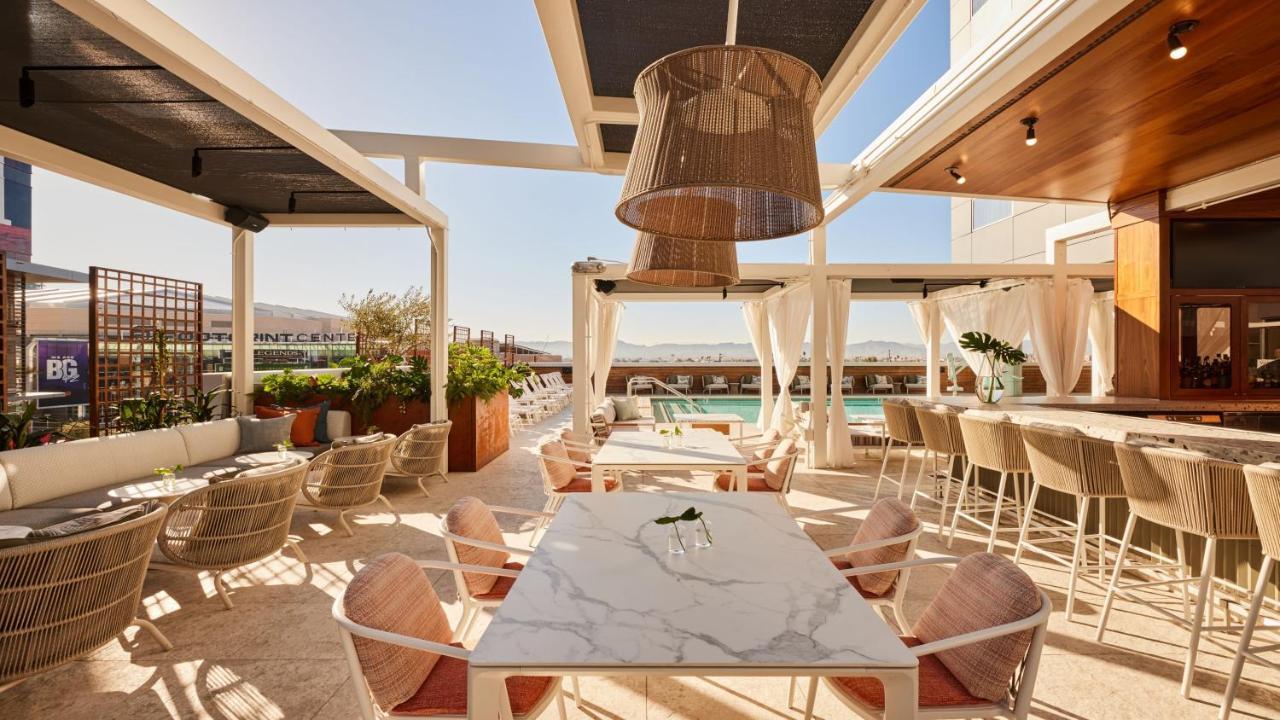Kimpton Hotel Palomar Phoenix Cityscape By Ihg Exterior photo
